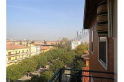 Luminoso bilocale al piano alto zona Ospedale