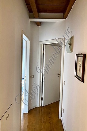 Signorile appartamento di 165 mq. zona via G.Romano