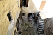 Casa mantovana (ex convento) zona San Leonardo. Da ristrutturare