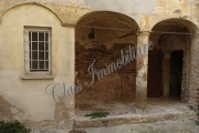 Casa mantovana (ex convento) zona San Leonardo. Da ristrutturare