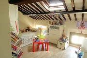 Bell\'appartamento con 2 letto e terrazzo zona via Arrivabene