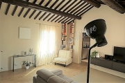 Bell\'appartamento con 2 letto e terrazzo zona via Arrivabene