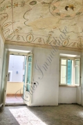 Zona via Accademia prestigioso appartamento con stupenda loggia