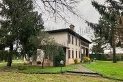 Incantevole proprietà in campagna a Curtatone