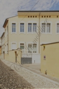 Nuovi garages in centros storico. Rara opportunità
