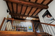 Casa mantovana con ampio terrazzo laterale via Frattini